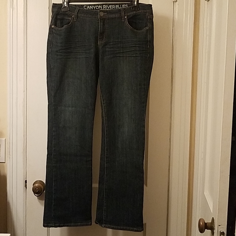 Canyon River blue jeans size 16